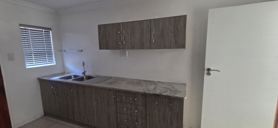 4 Bedroom Property for Sale in Minerva Gardens Northern Cape
